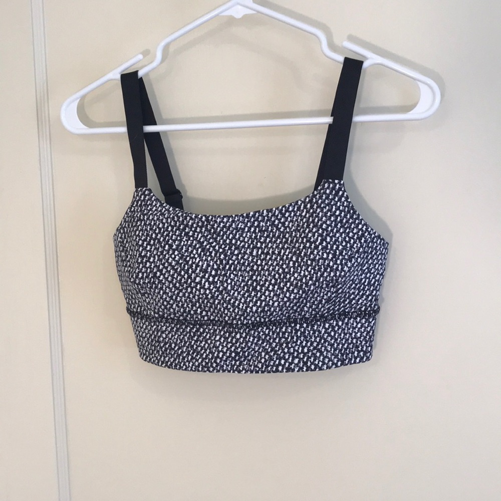 Lululemon bra-never worn!